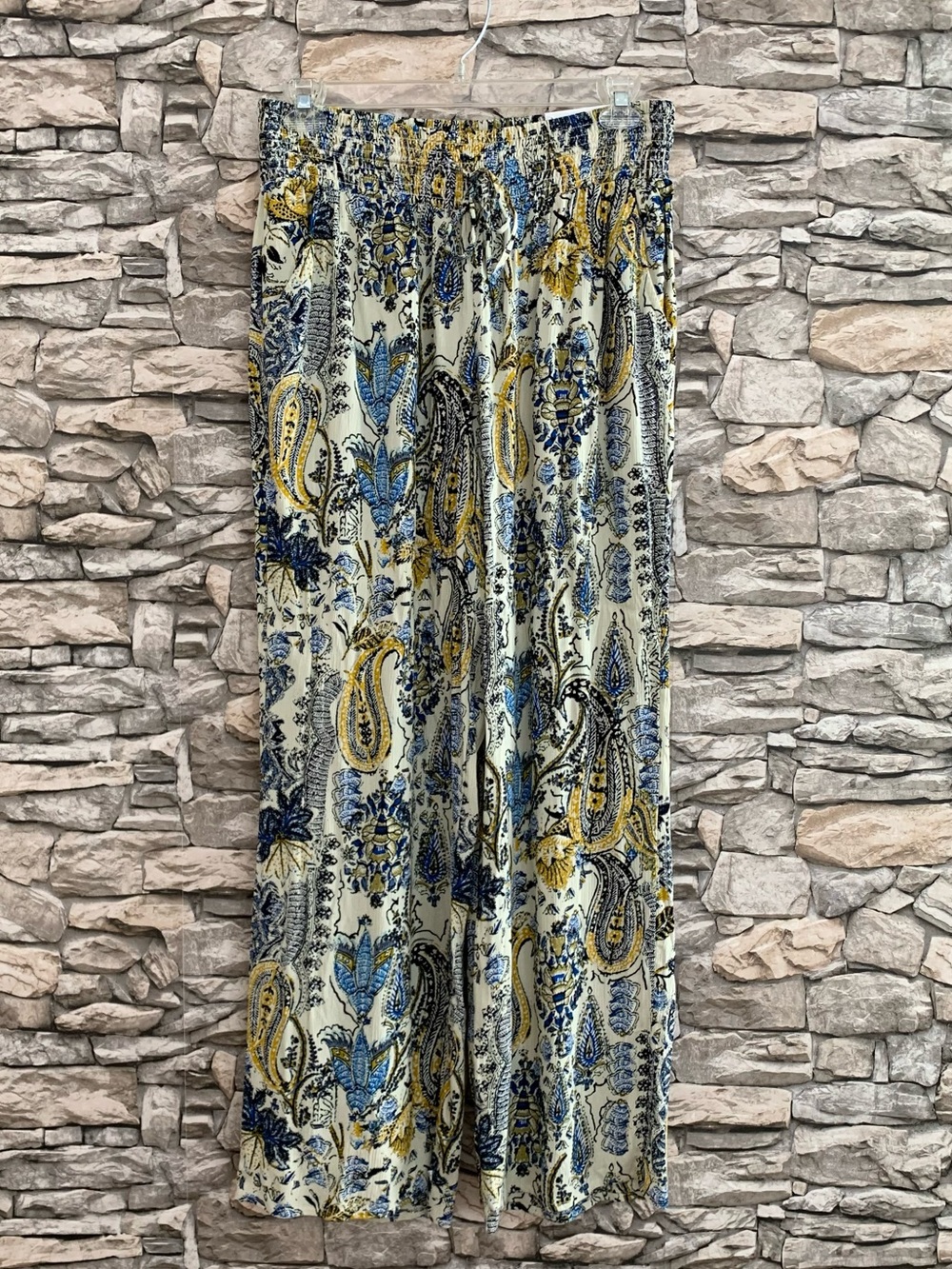 #22 NWT Maurices Paisley High Rise Wide Leg 100% Rayon Pants Women’s Medium